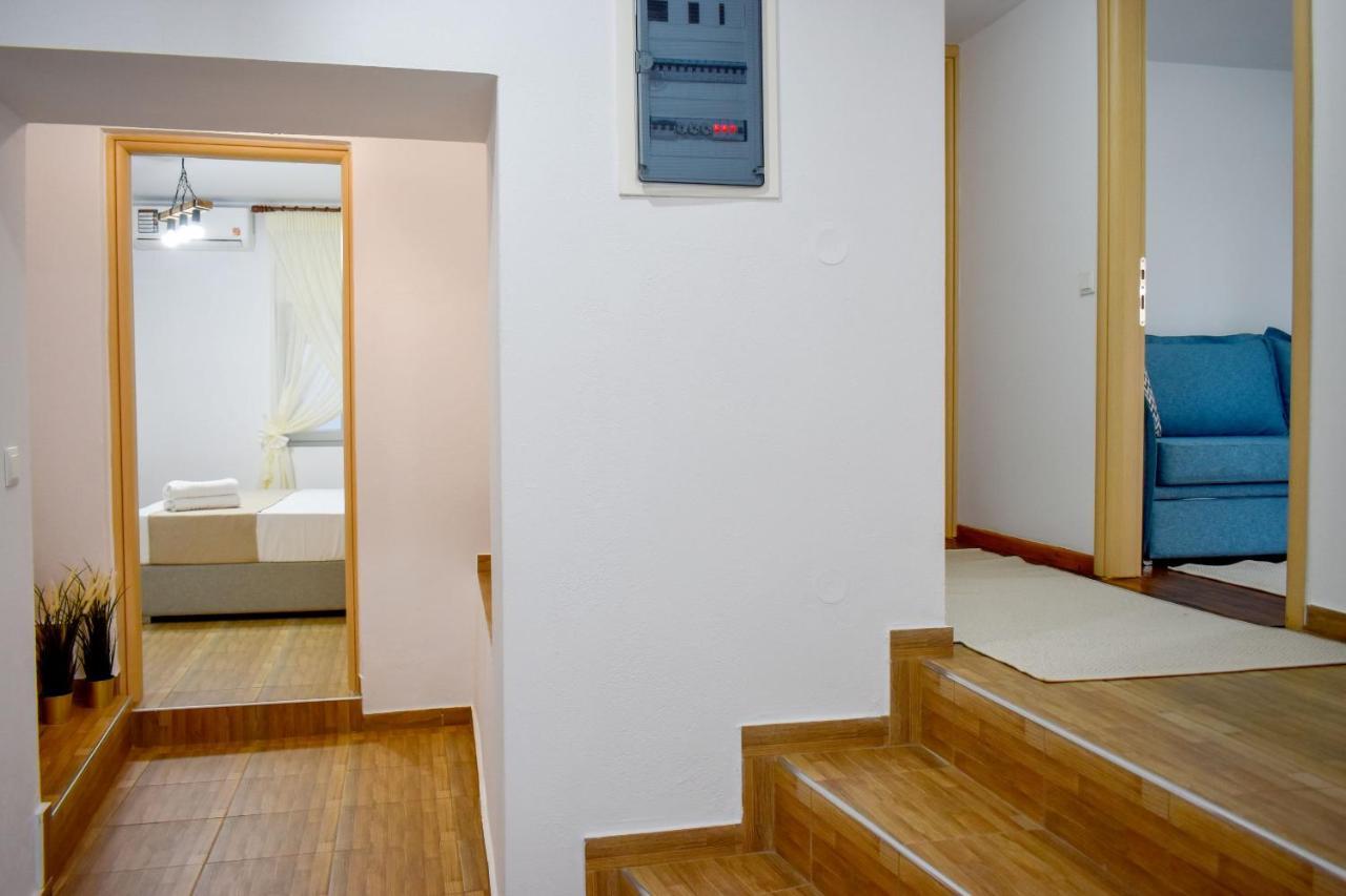 La Maison Plakes 3 Bdr Apt Skiathos Chora Extérieur photo